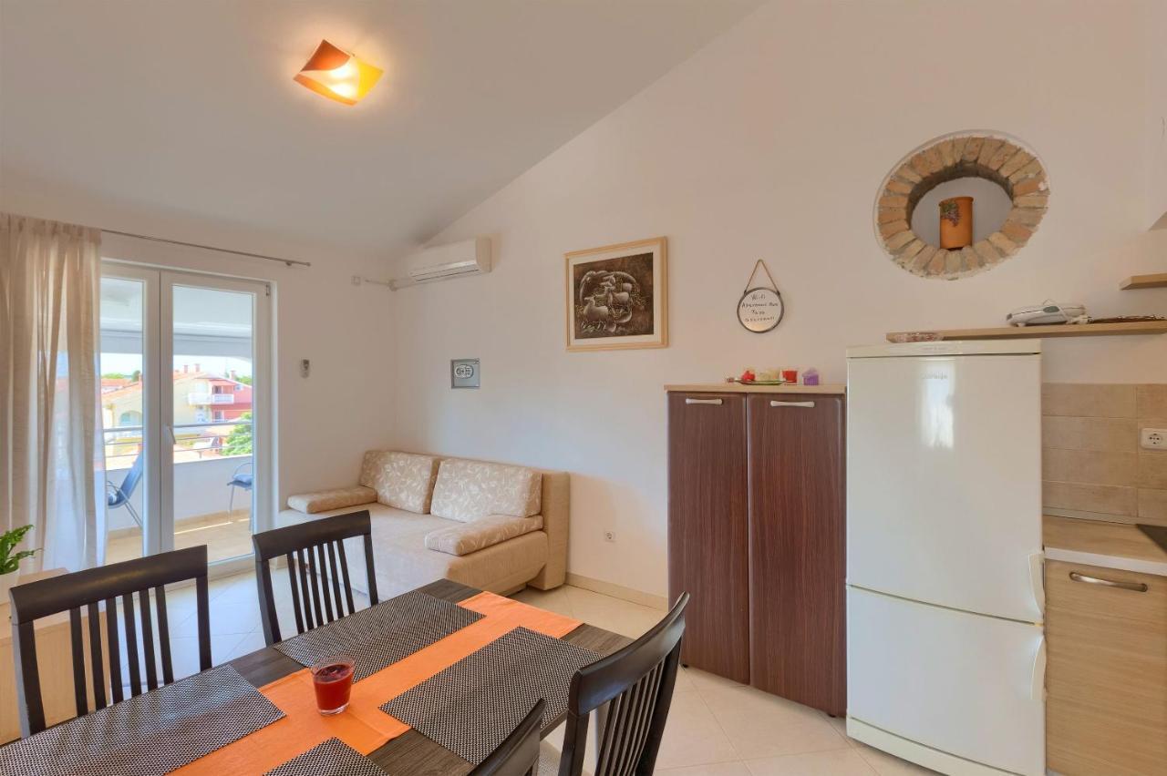 Apartments Boris ฟาชานา ภายนอก รูปภาพ